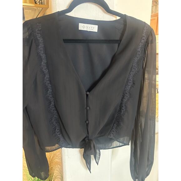 Wayf Black Chiffon Tie Front Cropped Blouse Size M Top 6-10 - Picture 2 of 3